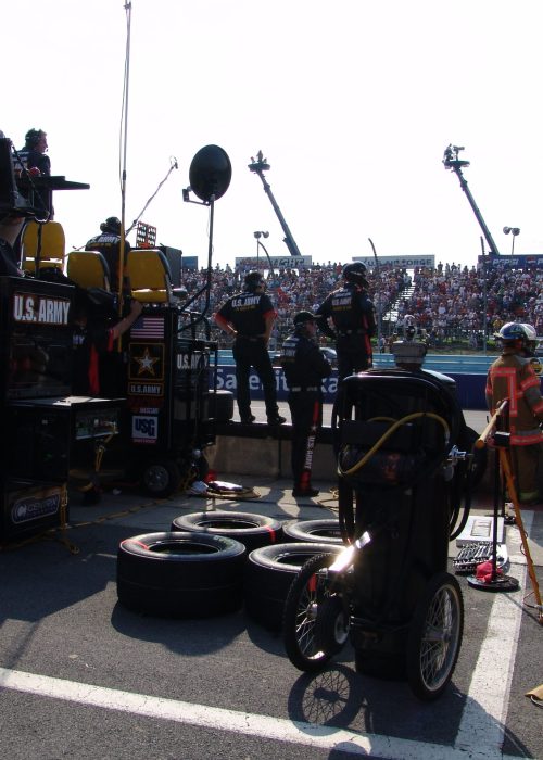 2816528-06-NASCAR_2004_Watkins_Glen_-_US_Army_Pit_Area_013